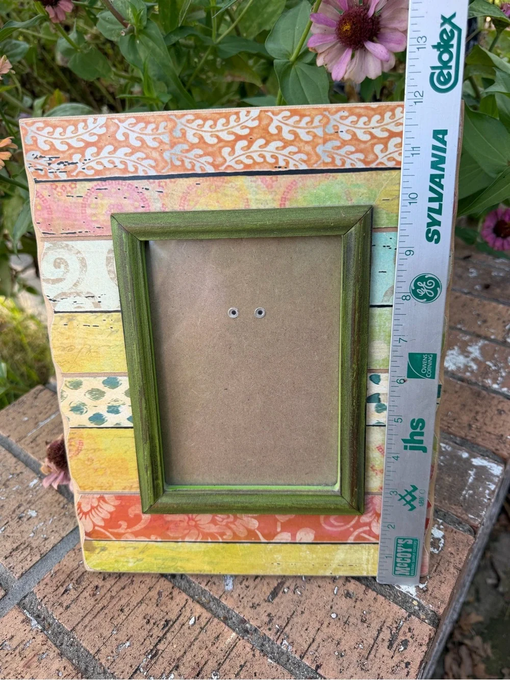 Boho-style Makes multi-patterned 5x7 picture frame Distressed Wooden Slats